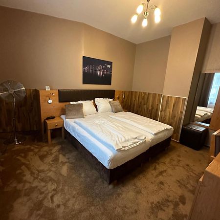 Hotel Expo Frankfurt City Centre Франкфурт-на-Майне Экстерьер фото
