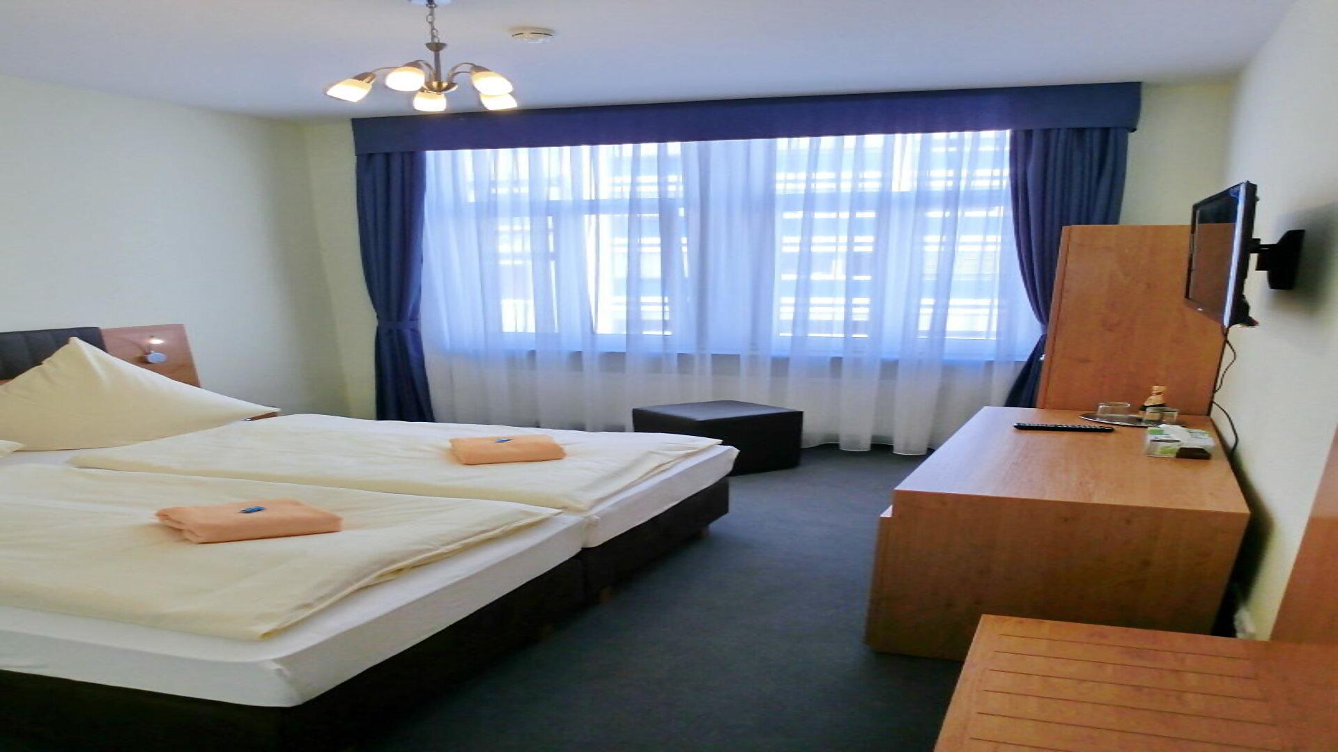 Hotel Expo Frankfurt City Centre Франкфурт-на-Майне Экстерьер фото