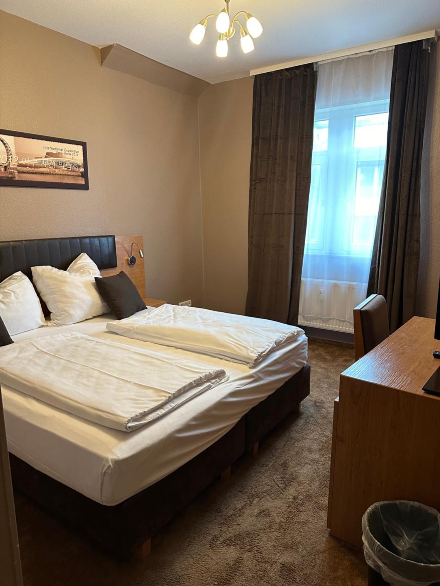 Hotel Expo Frankfurt City Centre Франкфурт-на-Майне Экстерьер фото
