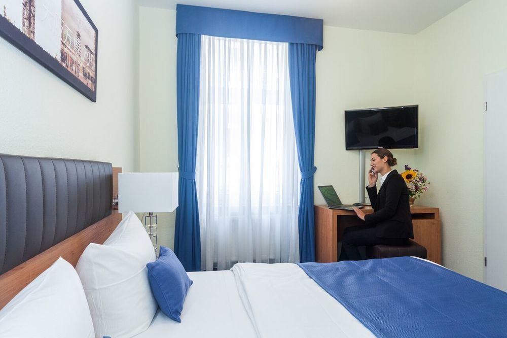 Hotel Expo Frankfurt City Centre Франкфурт-на-Майне Экстерьер фото